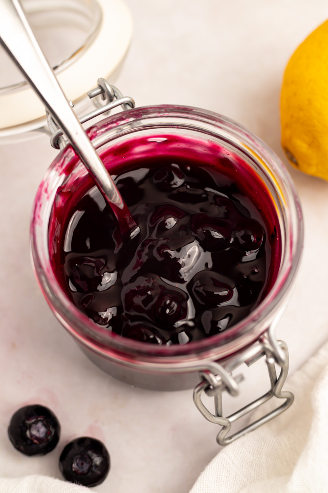 Easy blueberry sauce